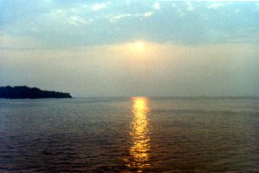sunset5.jpg (11374 bytes)
