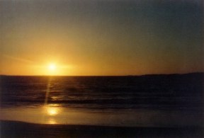 sunset6.jpg (8155 bytes)
